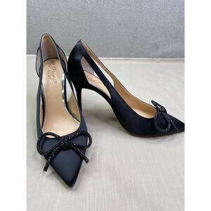 New! Badgley Mischka Gerry stiletto pump, Sz 10, Black Satin w/ Crystal Bow 130$
